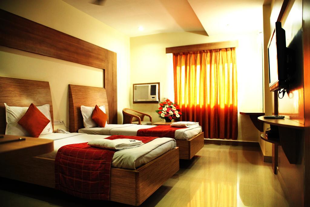 Hotel Sooriya Residency Chennai Ngoại thất bức ảnh