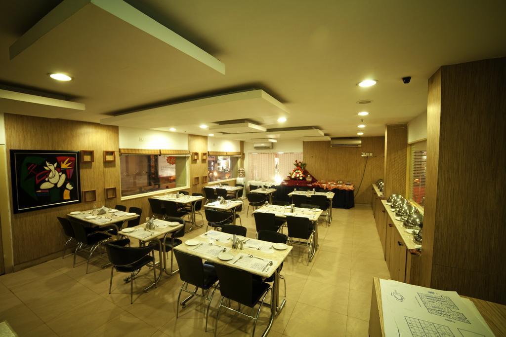 Hotel Sooriya Residency Chennai Ngoại thất bức ảnh