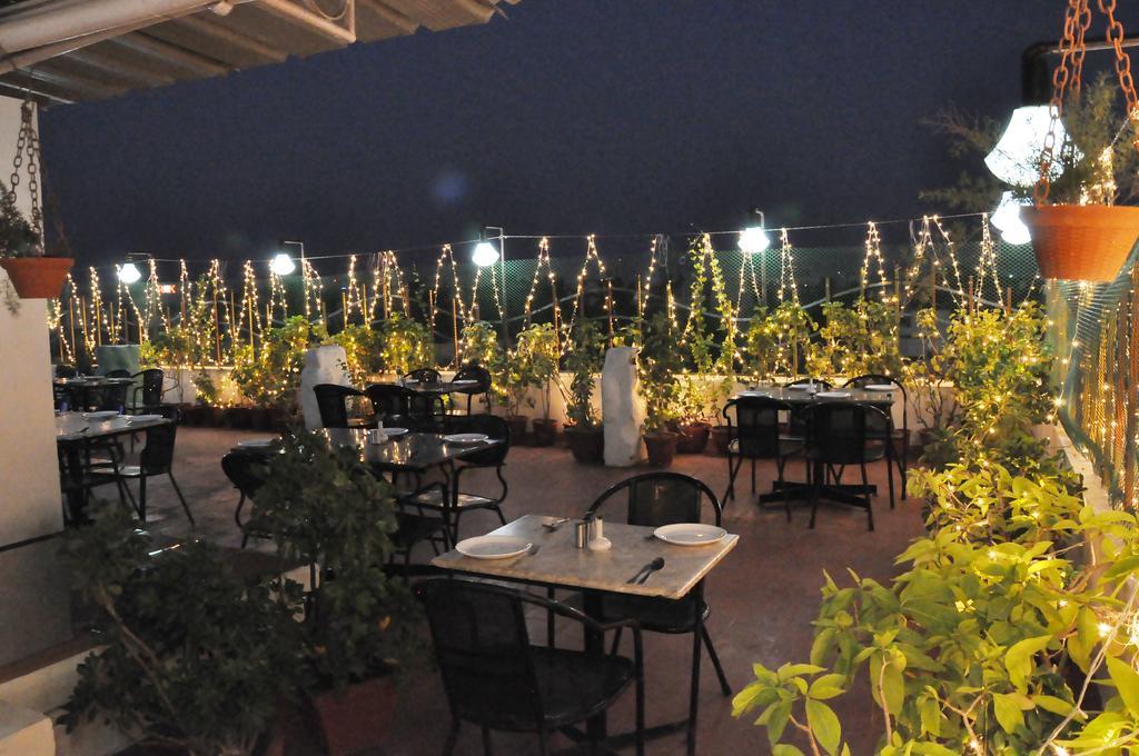Hotel Sooriya Residency Chennai Ngoại thất bức ảnh