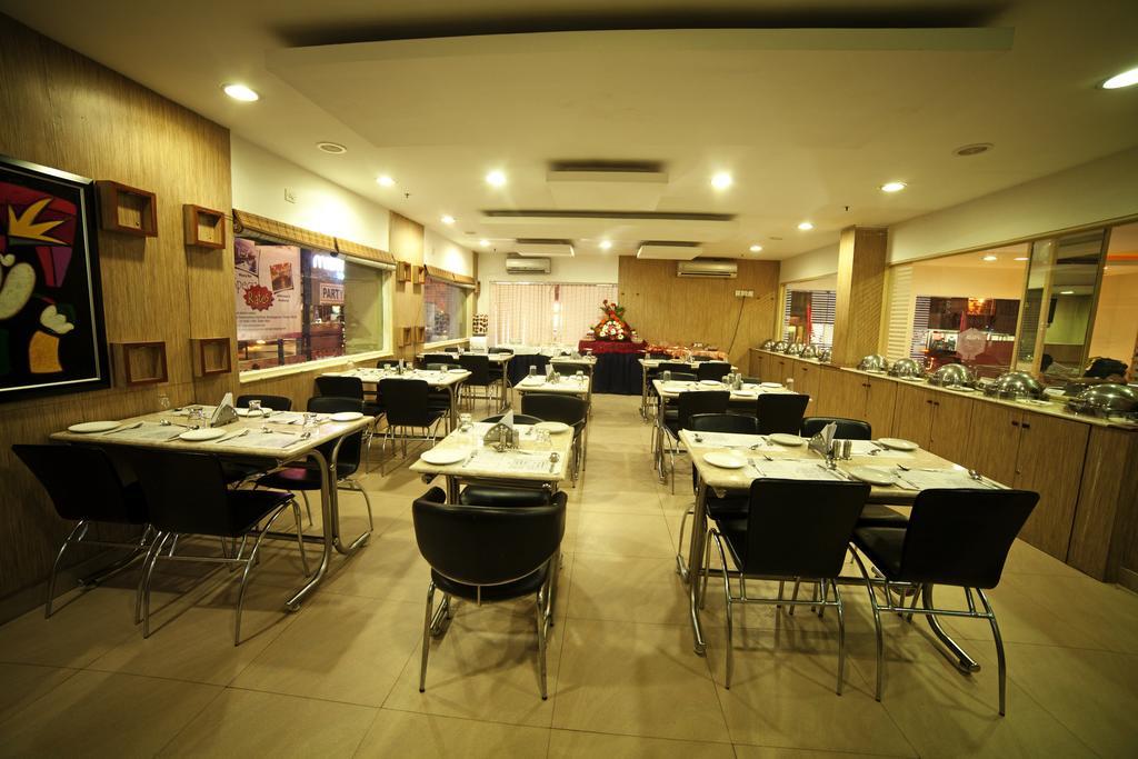Hotel Sooriya Residency Chennai Ngoại thất bức ảnh
