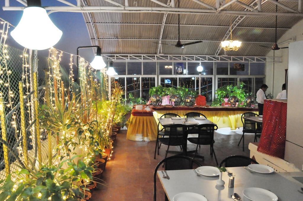 Hotel Sooriya Residency Chennai Ngoại thất bức ảnh