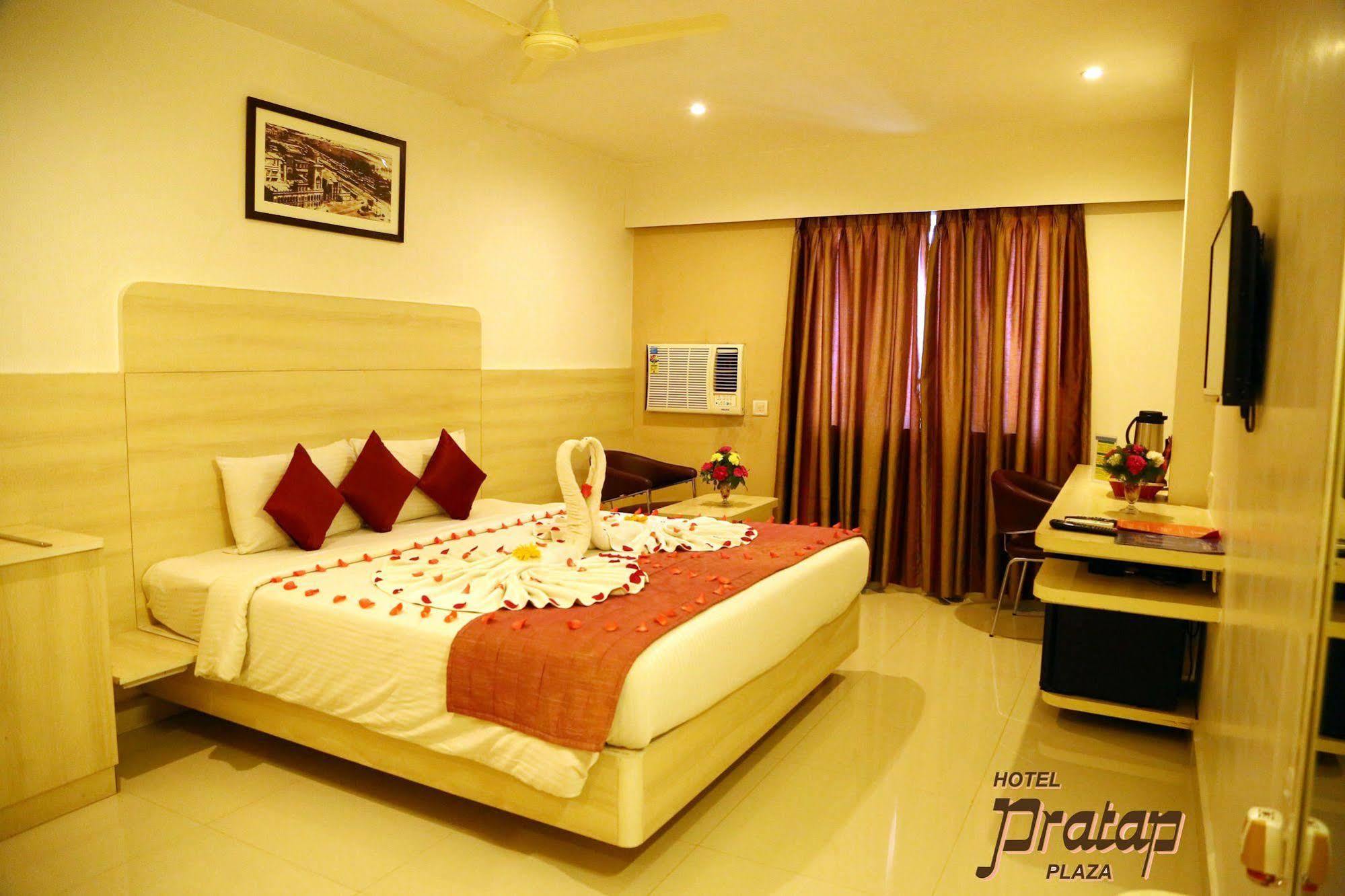 Hotel Sooriya Residency Chennai Ngoại thất bức ảnh